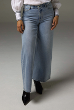 Load image into Gallery viewer, Zoe Kratzmann Trump Jean - Washed Denim Hyde Boutique