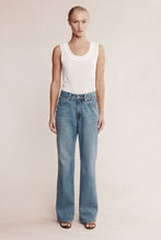 Load image into Gallery viewer, Marle Classic Jean - Light Wash 01 Hyde Boutique