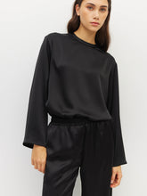 Load image into Gallery viewer, Juliette Hogan Long Sleeve Fancy T - Gloss Black Apparel > Women > Clothing > Tops > Blouses > Long Sleeve Blouses > Juliette Hogan Hyde Boutique