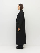 Load image into Gallery viewer, Juliette Hogan Mantelina Coat - Black Hyde Boutique