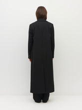 Load image into Gallery viewer, Juliette Hogan Mantelina Coat - Black Hyde Boutique