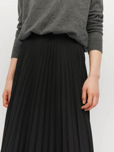Load image into Gallery viewer, Juliette Hogan Evangeline Skirt - Black Hyde Boutique