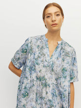 Load image into Gallery viewer, Juliette Hogan Eternal Tunic - Frosted Sky