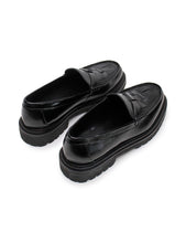 Load image into Gallery viewer, La Tribe Zoe Loafer - Black Hyde Boutique
