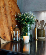 Load image into Gallery viewer, Ecoya Sweet Pea and Jasmine Mini Madison Candle 80g Candle Ecoya