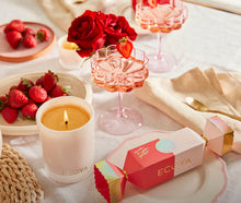 Load image into Gallery viewer, Ecoya Madison Candle - Sweet Pea & Jasmine Candle Ecoya