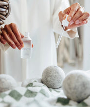Load image into Gallery viewer, Ecoya Dryerball Dryer Ball Set - Lavender & Chamomile Laundry Ecoya
