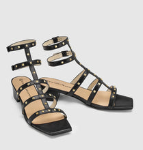 Load image into Gallery viewer, Chaos and Harmony Reef Sandal - Black Hyde Boutique