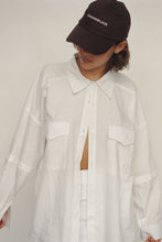 Load image into Gallery viewer, Commonplace Ease Shirt - White  Hyde Boutique   
