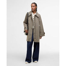 Load image into Gallery viewer, Barbour Kennedy Showerproof Jacket - Sage Houndstooth/Mist
