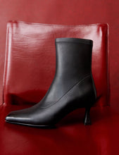 Load image into Gallery viewer, Alias Mae Gemma Boot - Black Stretch Leather Hyde Boutique
