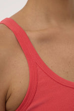Load image into Gallery viewer, Assembly Label Charlie Rib Tank - Washed Chili
