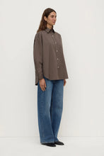Load image into Gallery viewer, Assembly Label Marigold Poplin Long Sleeve Shirt - Bark
