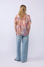 Load image into Gallery viewer, Drama The Label Dalila Top - Pink Paisley
