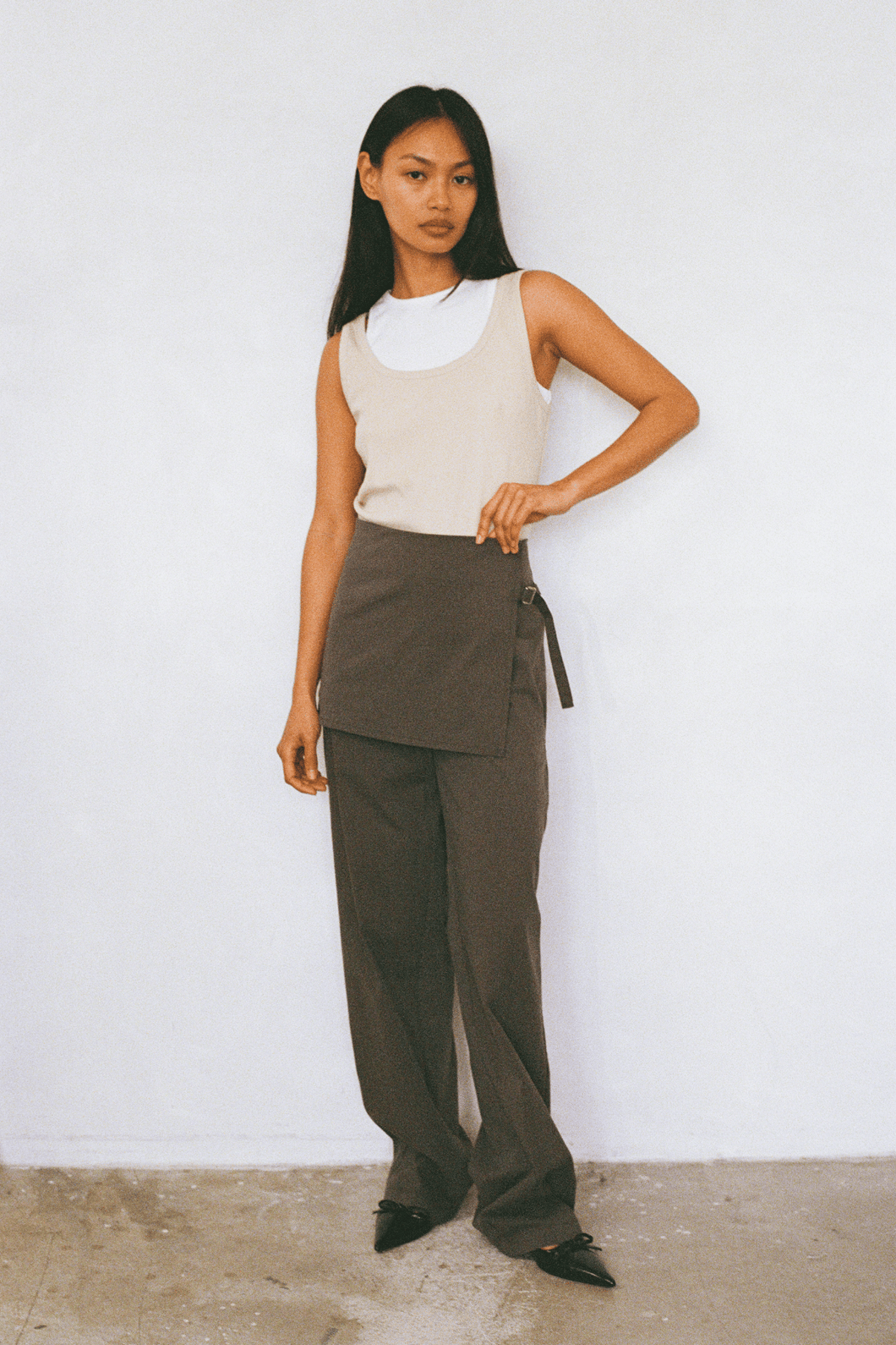 Commonplace Millie Double Layer Tank - Sand/White Hyde Boutique