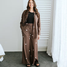 Load image into Gallery viewer, Moke Amber Women's Oversized Shirt - Choc Spot
