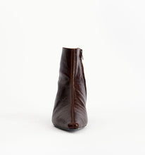 Load image into Gallery viewer, Alias Mae Tabitha Boot - Choc Oily Crinkle Leather Hyde Boutique
