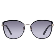 Load image into Gallery viewer, Gucci GG0589SK Sunglasses - Black  Hyde Boutique   
