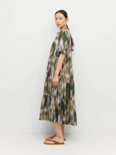 Load image into Gallery viewer, Juliette Hogan Eternal Tunic - Hydrangea Haze Cotton Flurry
