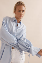 Load image into Gallery viewer, Caitlin Crisp Sunny Beach Shirt - Sky Blue Voile Hyde Boutique
