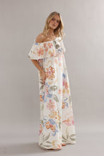 Load image into Gallery viewer, Caitlin Crisp Chloe Gown - Tea Party Floral (code: LW) Hyde Boutique
