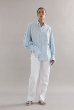 Load image into Gallery viewer, Caitlin Crisp Sonny Shirt - Blue
