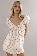 Load image into Gallery viewer, Caitlin Crisp Isla Blouse - Pink Spot Linen Hyde Boutique
