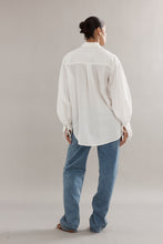 Load image into Gallery viewer, Caitlin Crisp Sonny Shirt - Ivory
