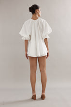 Load image into Gallery viewer, Caitlin Crisp Horizon Top - Ivory
