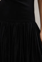 Load image into Gallery viewer, Caitlin Crisp Elsa Dress - Black Hyde Boutique
