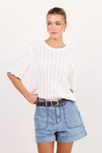 Load image into Gallery viewer, Ivy + Jack Kindly Pocket Front Denim Shorts - Mid Blue
