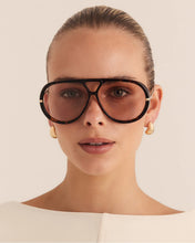 Load image into Gallery viewer, Banbé The Harley - Cacao Tort-Peach Hyde Boutique
