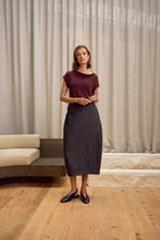 Load image into Gallery viewer, Marlow Roam Short Sleeve - Oxblood Hyde Boutique
