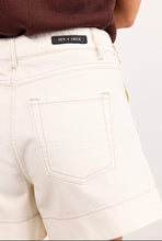 Load image into Gallery viewer, Ivy + Jack Kindly Pocket Front Denim Short - Ecru Hyde Boutique
