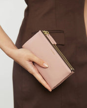 Load image into Gallery viewer, SABEN Sam Wallet - Desert Rose
