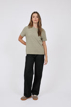 Load image into Gallery viewer, Marlow The Icon Wide Jean - Noir Rinse Apparel > Women > Clothing > Pants > Wide-Leg Pants > Marlow Hyde Boutique
