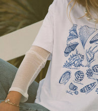 Load image into Gallery viewer, Zaziba Seashells Tee - White Hyde Boutique
