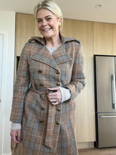 Load image into Gallery viewer, Jordan Elli Brentwood Trench Coat - Camel Check Hyde Boutique
