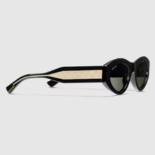 Load image into Gallery viewer, Gucci GG2065S Sunglasses - Black Arriving Next Week
