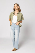 Load image into Gallery viewer, Drama The Label Over The Top Jacket - Khaki
