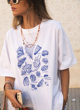 Load image into Gallery viewer, Zaziba Seashells Tee - White Hyde Boutique
