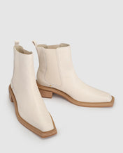 Load image into Gallery viewer, Chaos and Harmony Fusion Boot - Ivory
