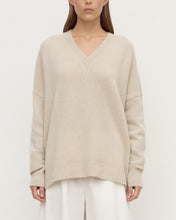 Load image into Gallery viewer, Assembly Label Alora Cashmere V Neck Knit - Tapioca Hyde Boutique
