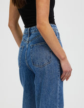 Load image into Gallery viewer, Assembly Label Vintage Straight Jean - Dark Stone Hyde Boutique
