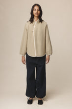 Load image into Gallery viewer, Marle Agnes Reversible Jacket - Putty/Sage Green

