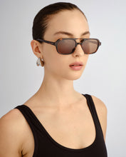 Load image into Gallery viewer, Luv Lou The Dusty Sunglasses - Classic Tort Sunglasses Luv Lou

