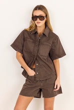 Load image into Gallery viewer, Stories be Told Significant Pocket Front Short - Mocha Arriving Next Week
