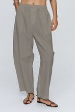 Load image into Gallery viewer, Marle Ellidy Pant - Eucalyptus Hyde Boutique
