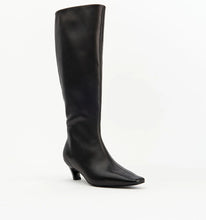 Load image into Gallery viewer, Alias Mae Crew Boot - Black Leather Hyde Boutique
