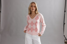 Load image into Gallery viewer, Caitlin Crisp Argyle Jumper - Marshmellow Arriving End September
